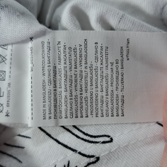 Sinsay White Cuffed Black Cats Outline Graphic Tee NWT XS - Picture 8 of 12